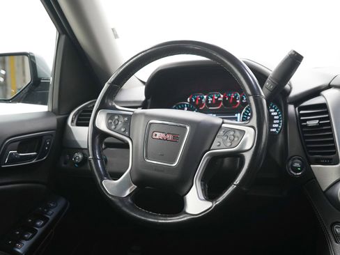 Used 2019 GMC Yukon SLT AWD/4WD image 14