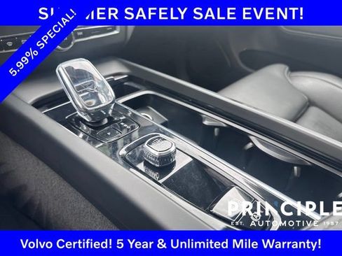 Used 2023 Volvo XC60 B5 Ultimate w/ Protection Package Premier FWD image 26