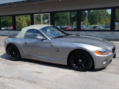 Used 2004 BMW Z4 2.5i image 85