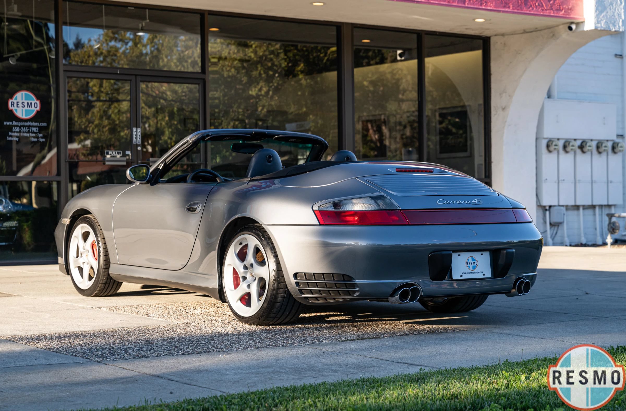 Used 2004 Porsche 911 Carrera 4S AWD/4WD image 4