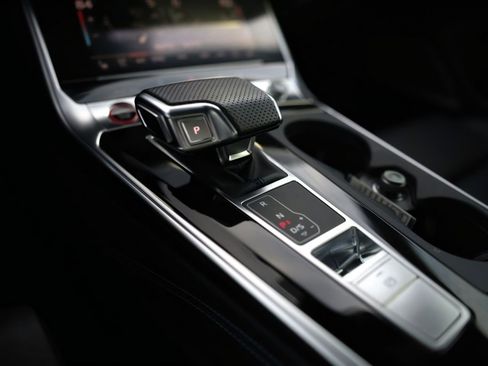 Used 2022 Audi RS 7 Sportback AWD/4WD image 48