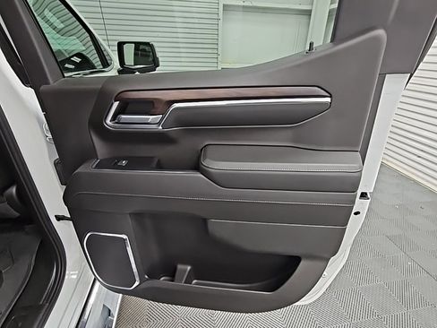 Used 2022 GMC Sierra 1500 SLT w/ SLT Premium Plus Package image 38