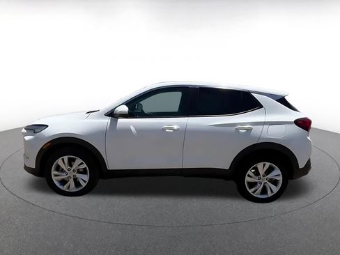 Used 2025 Buick Encore GX Preferred image 9