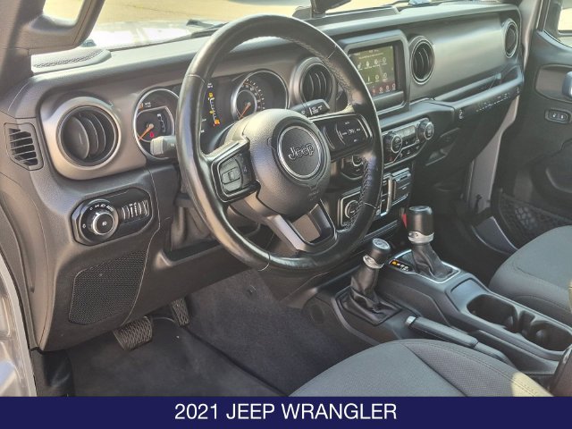Used 2021 Jeep Wrangler Unlimited Sport AWD/4WD image 13