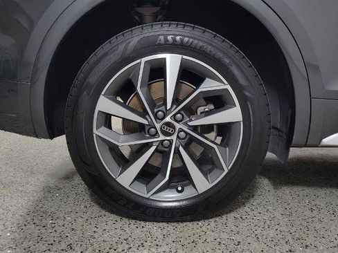 Used 2022 Audi Q5 2.0T Premium Plus w/ Premium Plus Package AWD/4WD image 5
