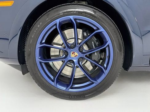Certified 2026 Porsche Cayenne GTS AWD/4WD image 32