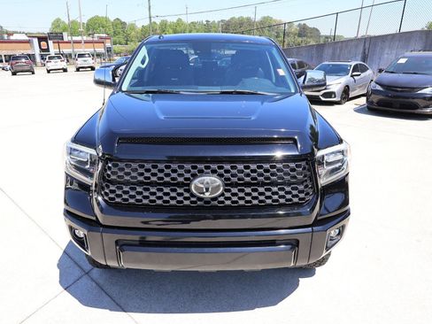 Used 2018 Toyota Tundra Platinum image 11