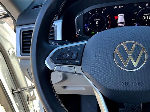 Used 2022 Volkswagen Atlas SE image 12