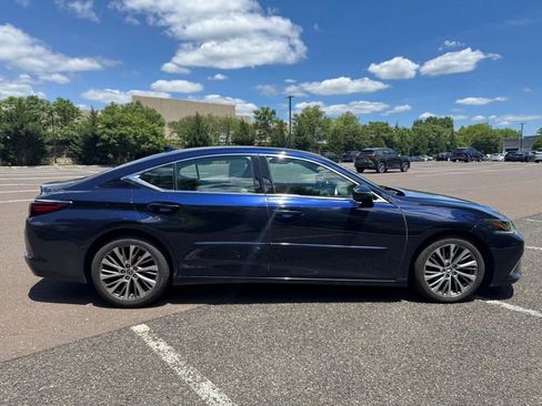 Used 2021 Lexus ES 350 w/ Premium Package FWD image 6