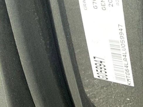 Used 2020 Genesis G70 2.0T RWD image 10