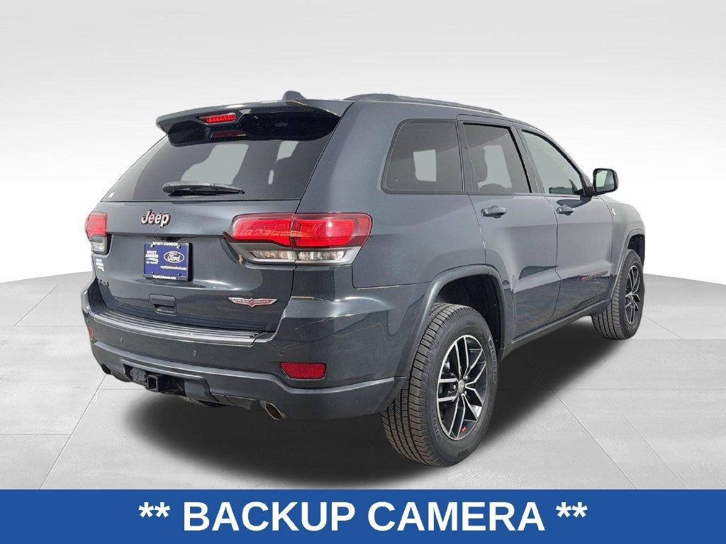 Used 2017 Jeep Grand Cherokee Trailhawk AWD/4WD image 3