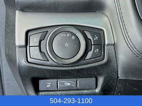 Used 2017 Ford Explorer Platinum image 10