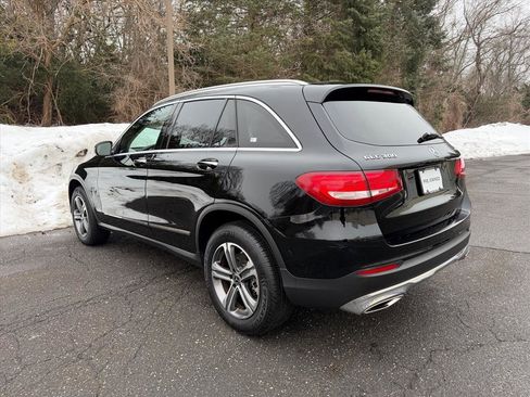 Used 2018 Mercedes-Benz GLC 300 4MATIC image 3