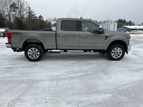 Certified 2019 Ford F350 Lariat w/ Lariat Ultimate Package image 9