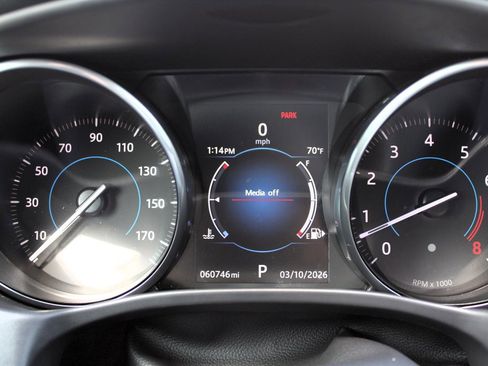 Used 2017 Jaguar XE R-Sport image 22