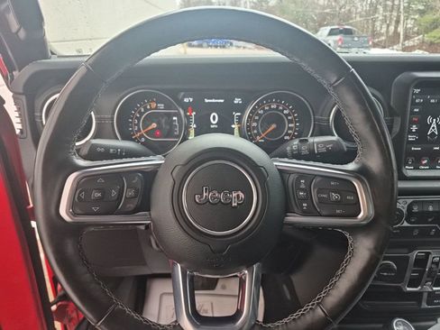 Used 2021 Jeep Wrangler Unlimited Sahara image 17