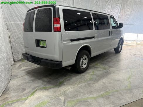 Used 2019 Chevrolet Express 2500 LS w/ Driver Convenience Package RWD image 8