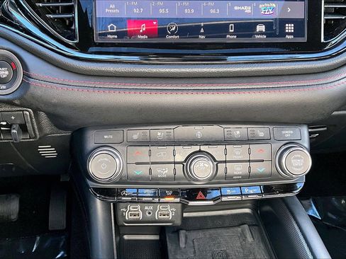 Used 2023 Dodge Durango R/T image 16