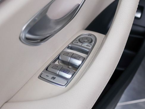 Used 2019 Mercedes-Benz E 450 4MATIC Wagon image 29
