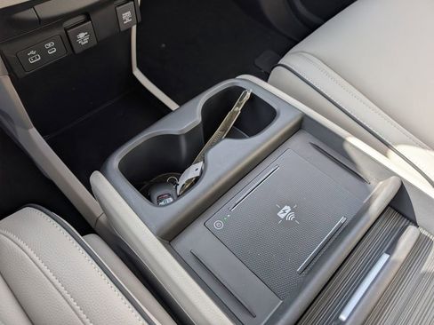 New 2026 Honda Odyssey Touring image 17