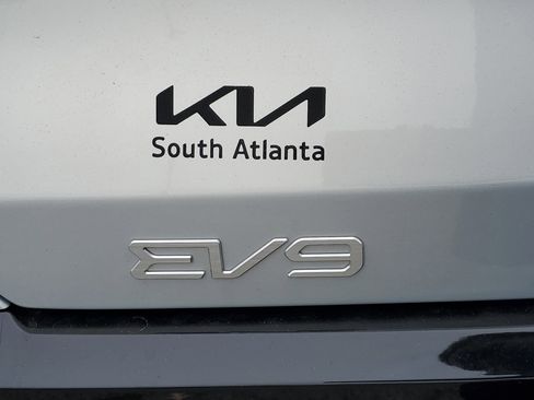 New 2026 Kia EV9 GT-Line image 7
