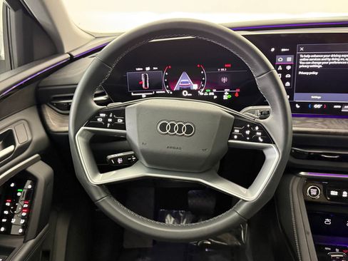 Certified 2025 Audi Q5 Premium image 17