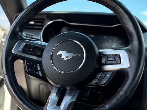 Used 2021 Ford Mustang GT Premium RWD image 6