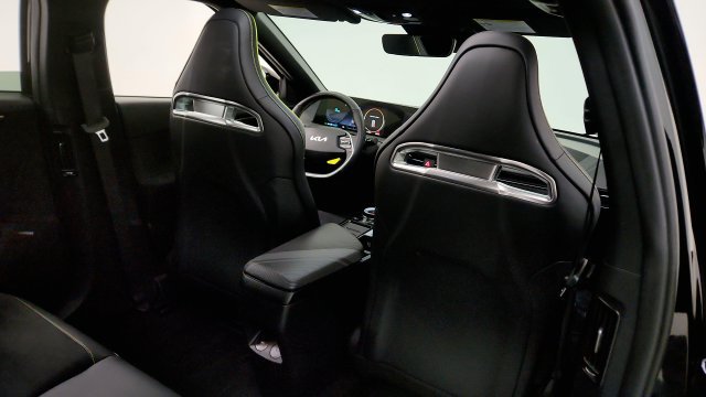 Used 2023 Kia EV6 GT AWD/4WD image 43