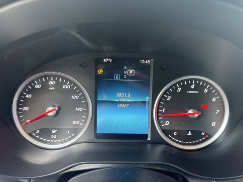 Certified 2022 Mercedes-Benz GLC 300 4MATIC Coupe image 31