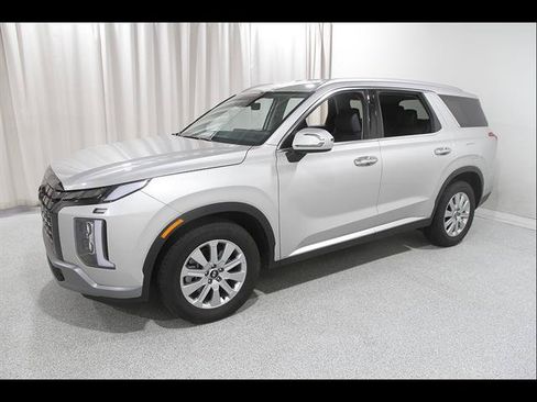 Used 2025 Hyundai Palisade SEL AWD/4WD image 3