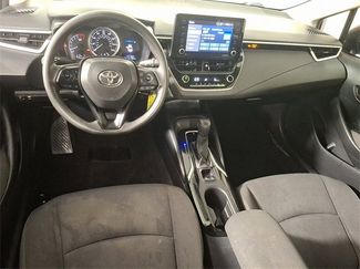 Used 2022 Toyota Corolla LE video 2