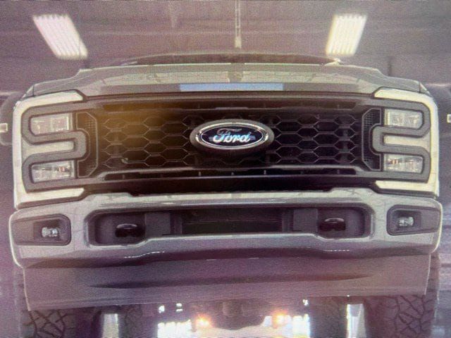 Used 2024 Ford F250 XL w/ STX Appearance Package AWD/4WD image 10