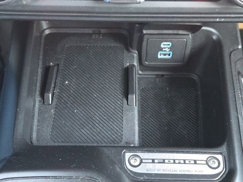 Used 2025 Ford Bronco Big Bend image 24