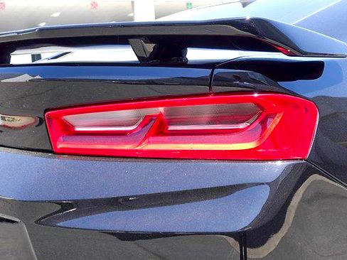 Used 2017 Chevrolet Camaro ZL1 RWD image 8