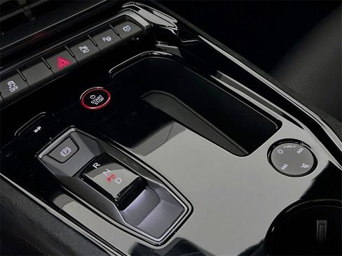 New 2026 Audi RS e-tron GT Base image 18