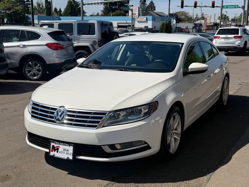 Used 2013 Volkswagen CC Sport FWD image 6