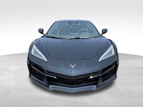 Used 2026 Chevrolet Corvette E-Ray w/ Stealth Interior Trim Package AWD/4WD image 2