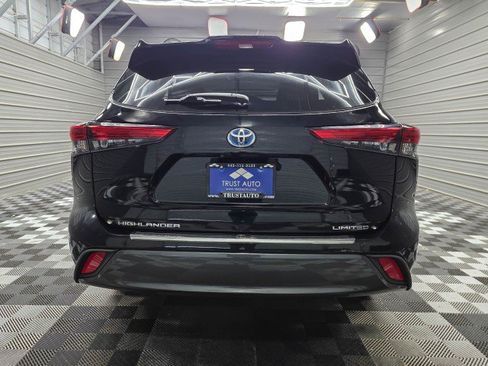 Used 2023 Toyota Highlander Limited AWD/4WD image 6