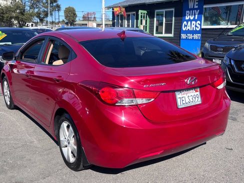 Used 2013 Hyundai Elantra GLS w/ Preferred Pkg image 5