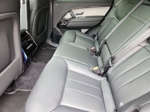 New 2026 Land Rover Range Rover Sport SE AWD/4WD image 5