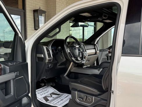 Used 2017 Ford F450 Platinum w/ Platinum Ultimate Package AWD/4WD image 2