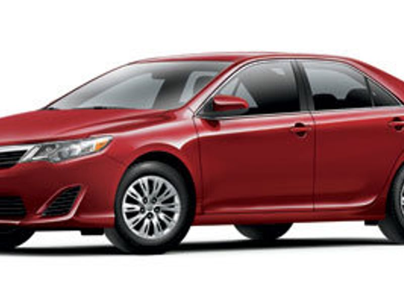 Used 2013 Toyota Camry L image 1