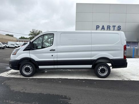 New 2026 Ford Transit 250 Low Roof w/ Load Area Protection Package RWD image 6