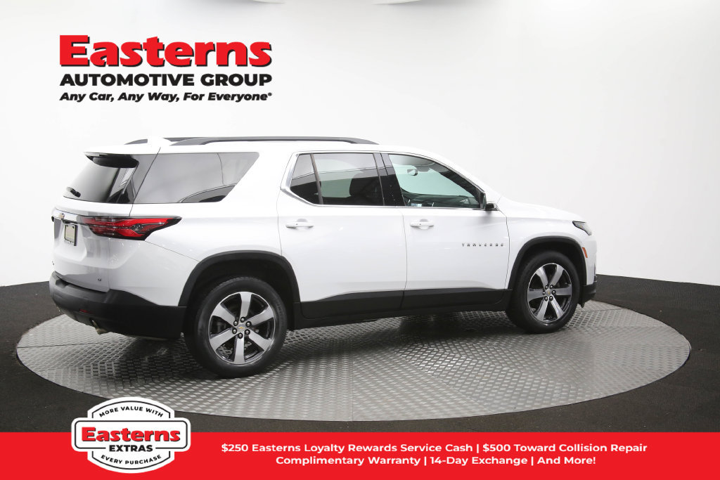 Used 2023 Chevrolet Traverse LT w/ LT Premium Package AWD/4WD image 48