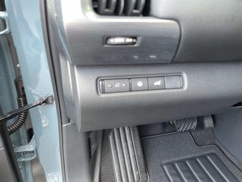 New 2026 Nissan Pathfinder SL FWD image 23