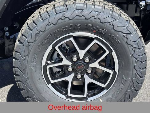 New 2026 Jeep Wrangler Unlimited Rubicon AWD/4WD image 29