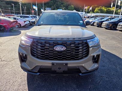 New 2027 Ford Explorer ST-Line w/ Premium Package