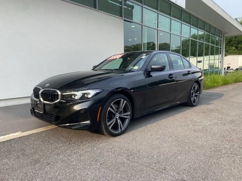 Used 2023 BMW 330i xDrive Sedan w/ Premium Package AWD/4WD image 3