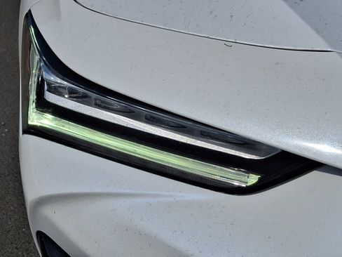 Used 2021 Acura TLX FWD image 9