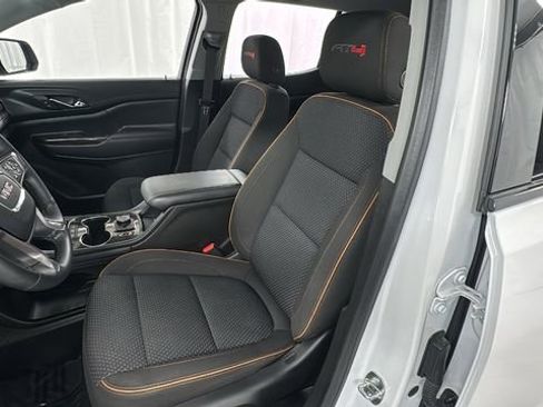 Used 2023 GMC Acadia AT4 image 10